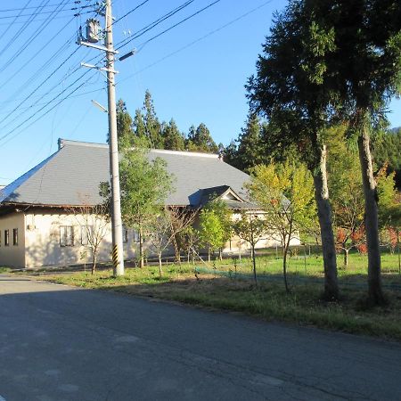 民泊くま - 絵画と音楽の宿 Inawashiro ภายนอก รูปภาพ